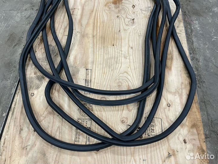 Audi A4 B7 B6 уплотнитель дверного проема и багажн