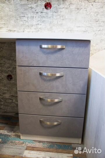 Рабочая зона у окна