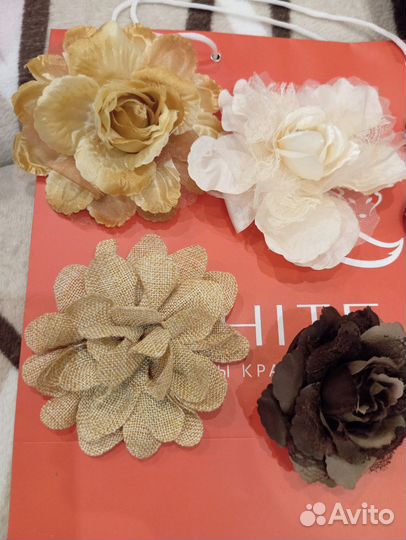 Украшение на одежду