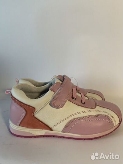 Ботинки демисезонные на девочку р. 25,26,26,30,30