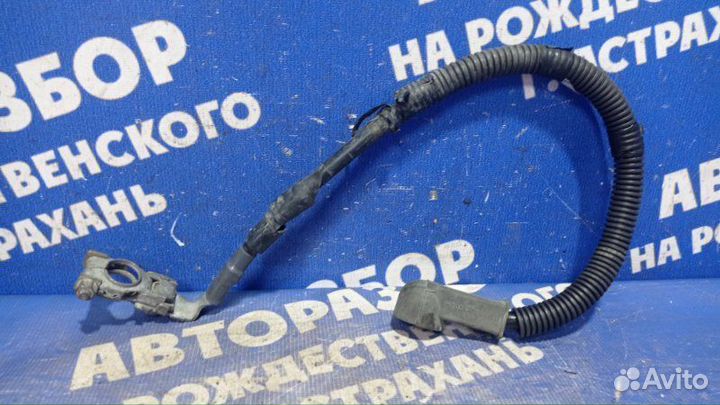 Клемма аккумулятора Toyota Harrier кроссовер