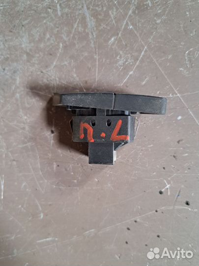 Кнопка двери передний левый Audi A6 C6