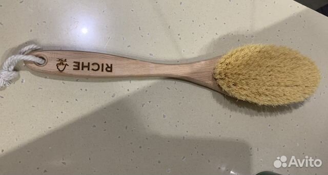 Щетка для сухого массажа Riche