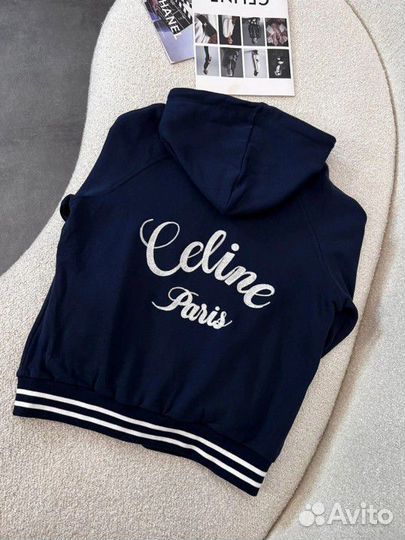 Спортивный костюм женский