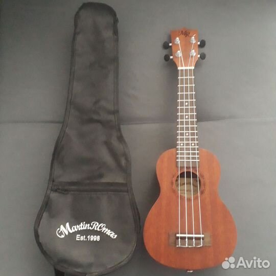 Укулеле Martin Romas MR01F