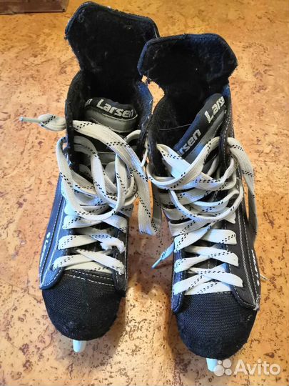 Коньки хоккейные, 42 размер