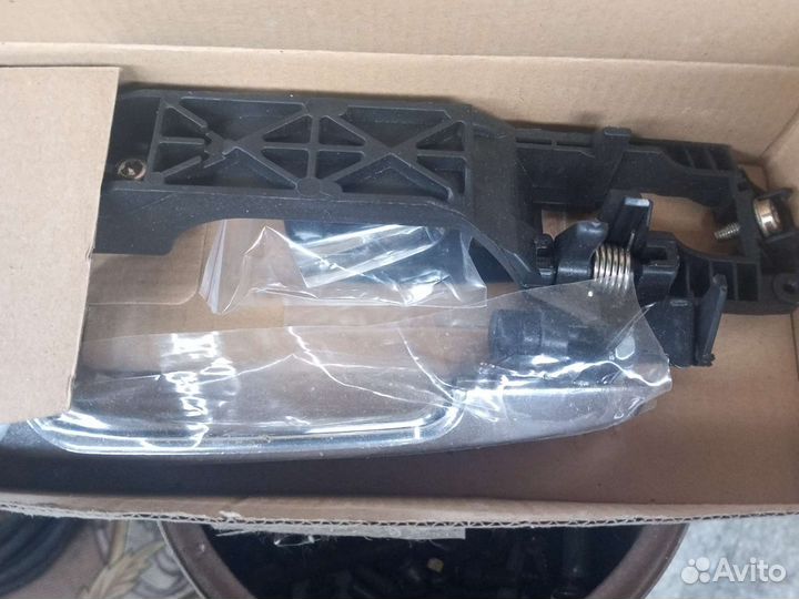 Запчасти на byd f3