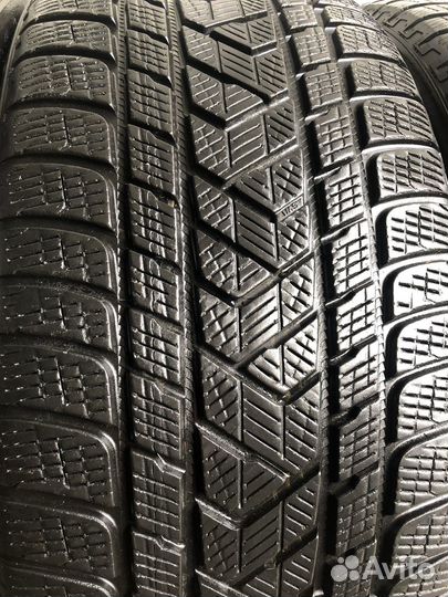 Pirelli Scorpion Winter 285/40 R22 и 325/35 R22