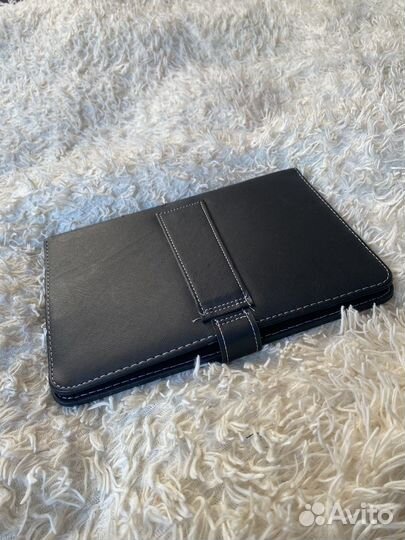 Чехол на планшет с клавиатурой