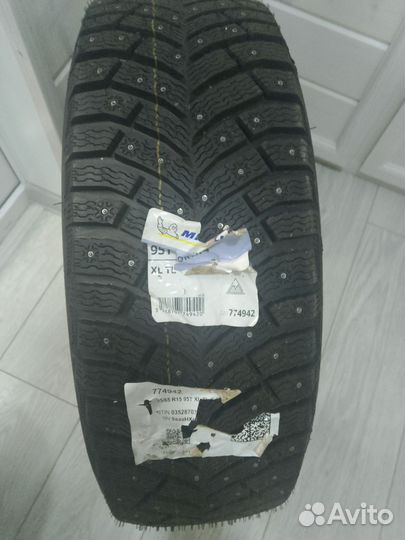Michelin X-Ice North 4 195/65 R15