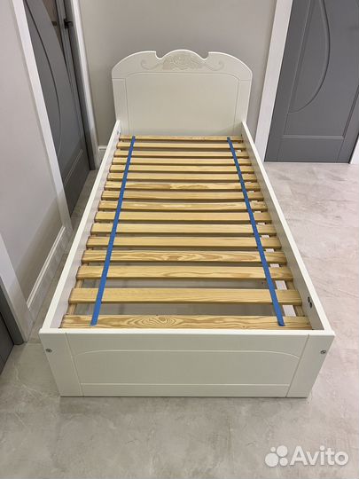 Кровать детская Meblik с матрасом Hilding