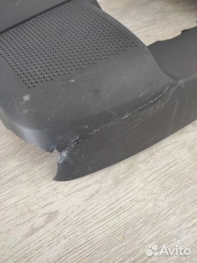 Крышка двигателя Skoda Octavia A5 1.6 2011