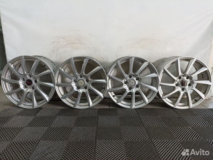 Диски литые R17 Hyundai Santa Fe