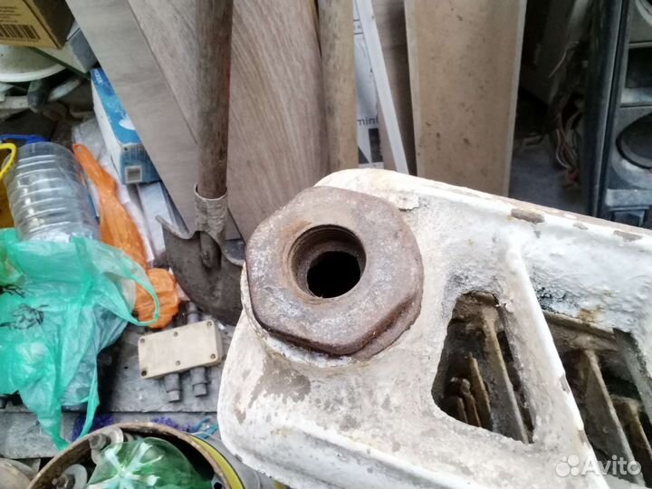 Батарея чугунная