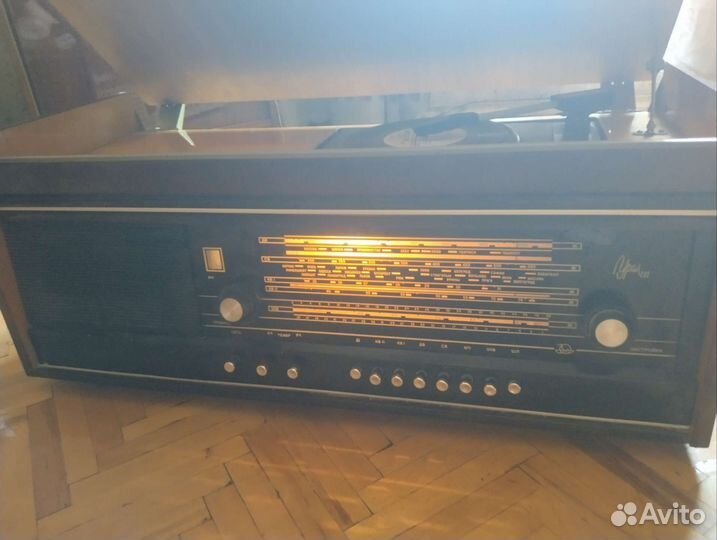 Радиола Урал 111
