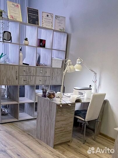 Аренда места мастера маникюра