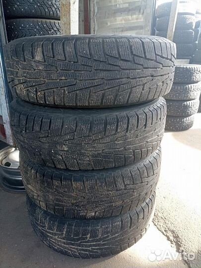 215/70 R16 Nokian Nordman RS2 SUV Зима Штампованные R16 pсd:5x114.3 ет:38 DIA:67.1