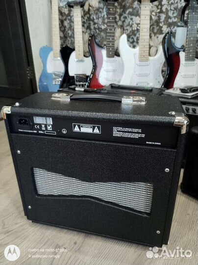 Гитарный комбоусилитель 40Вт