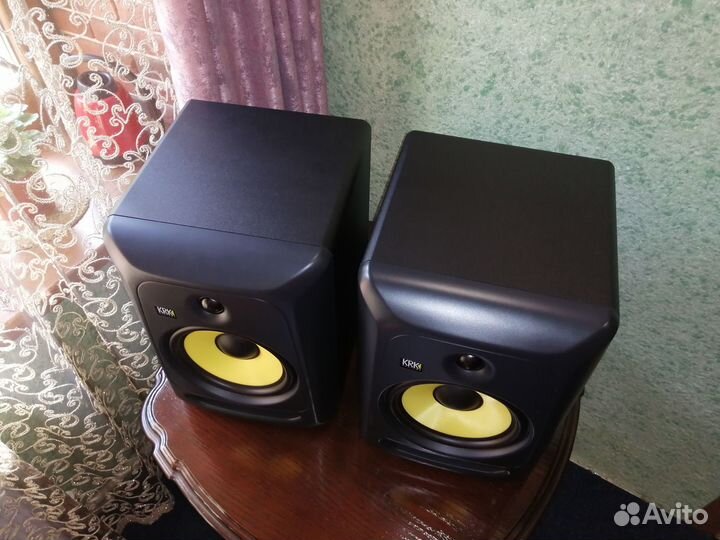 Студийные мониторы KRK Rokit 8 G3 / Classic 8 G3