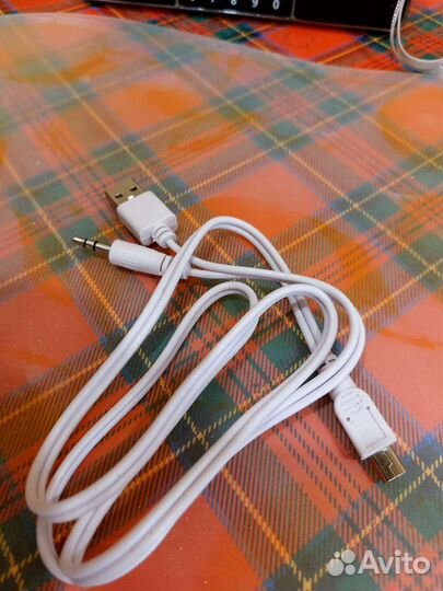 Блютуз колонка