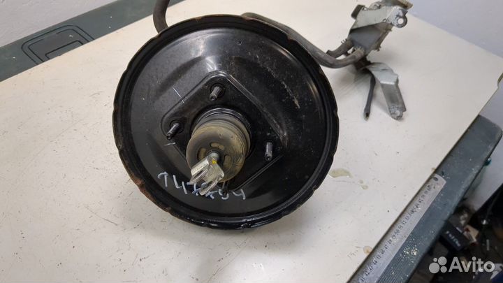 Цилиндр тормозной главный Mitsubishi Grandis, 2009