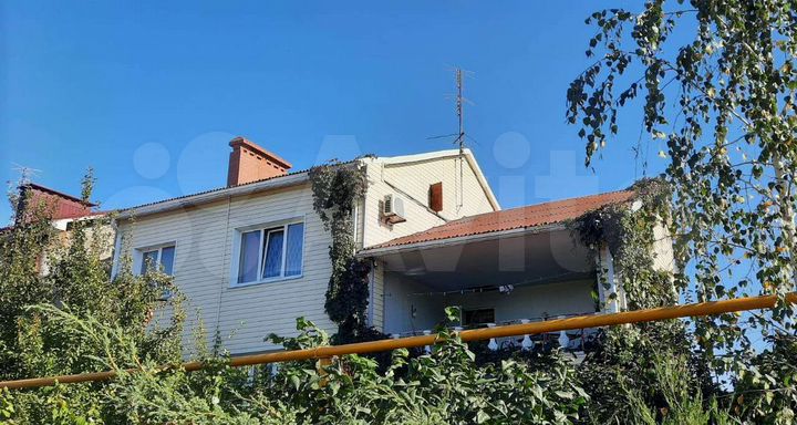 Дом 240 м² на участке 10 сот.