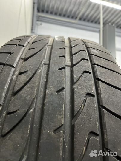 Bridgestone Dueler H/P Sport 255/55 R19 и 275/50 R19 111Y