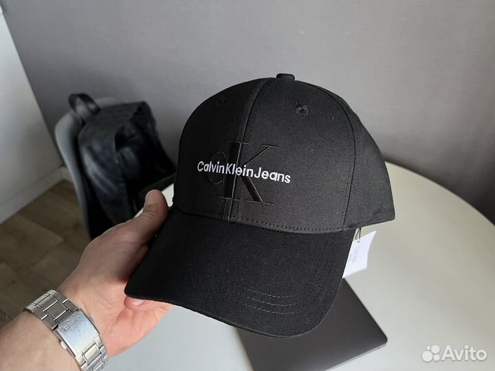 Кепка calvin klein новая