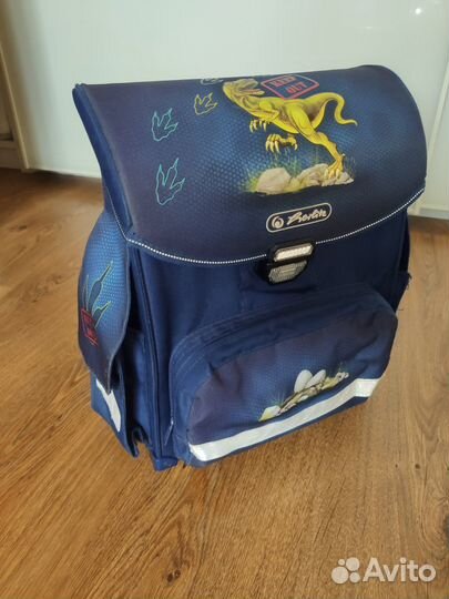 Рюкзак школьный
