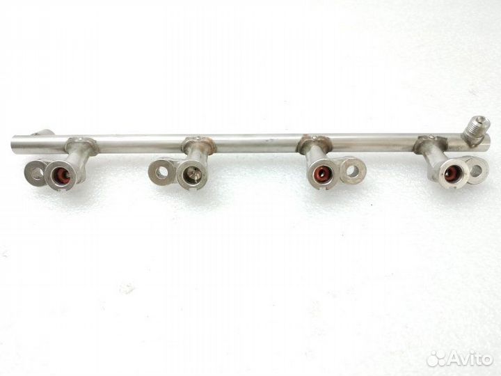 Топливная рейка (рампа) Mazda 3