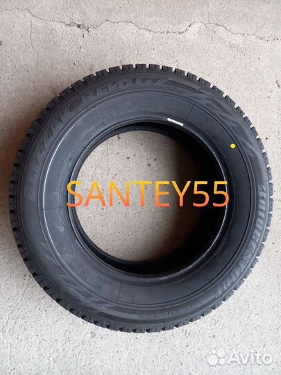 Bridgestone Blizzak Revo GZ 215/65 R16 98S