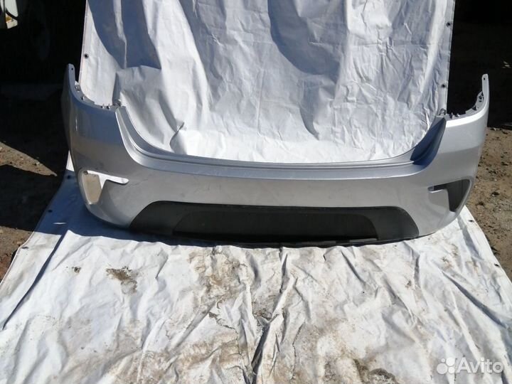 Задний бампер KIA Rio 4 цвет серебристый