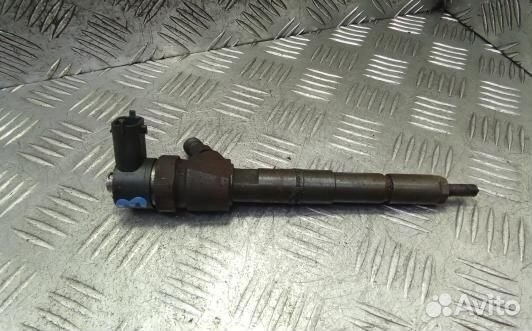 Форсунка дизельная opel insignia (EBG21AL03)