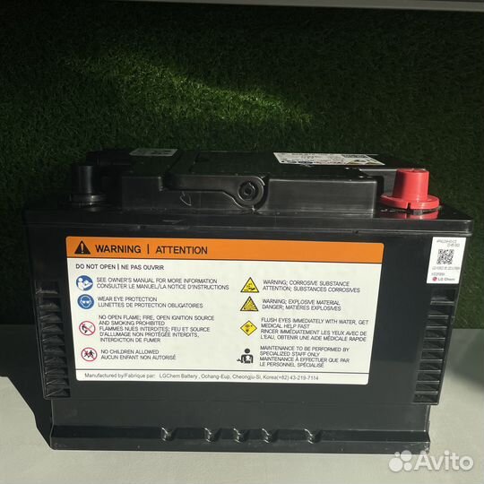 Аккумулятор на Porsche 911 9Y0915105