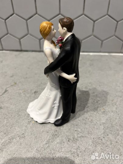 Керамическая фигурка свадебная на торт