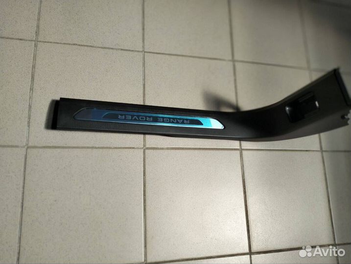 Накладка порога Рэнж Ровер Evoque L551