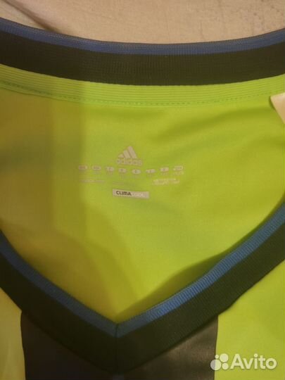 Футбольная форма челси и Барселона