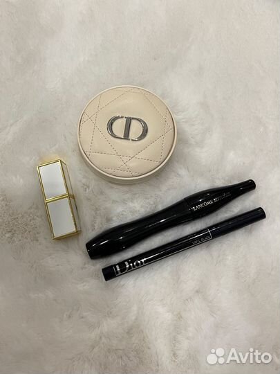 Косметика Dior, Tom Ford, Lancome