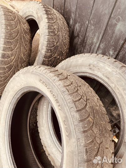 Hankook 225/60 R17