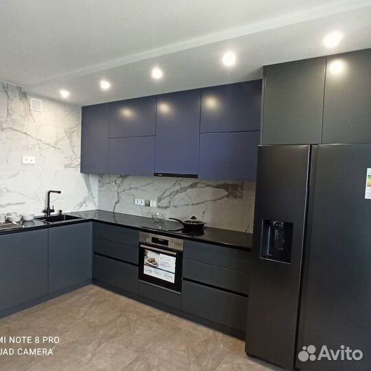 Дизайнер мебели