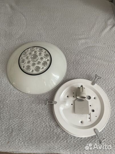 Светильник потолочный