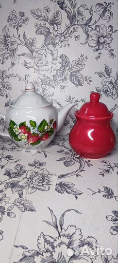 Чайник заварочный, сахарница посуда