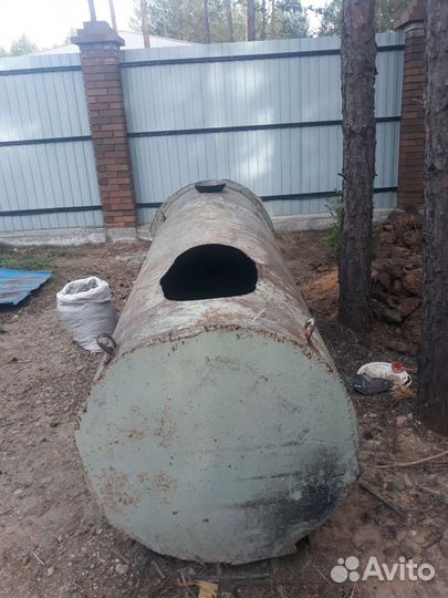 Емкость металлическая для воды