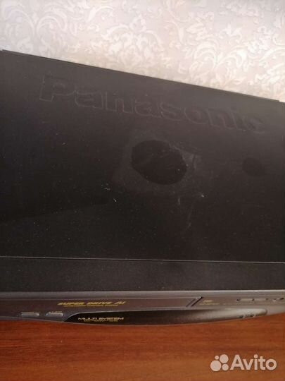 Видеомагнитофон panasonic