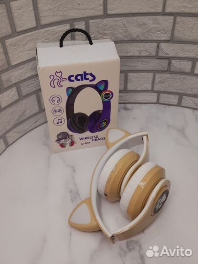 Наушники с кошачьими ушками для музыки и игр новые