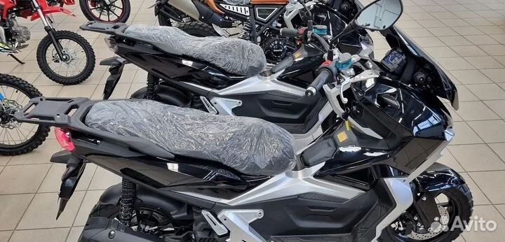 Максискутер promax ADV 200 (replica honda)