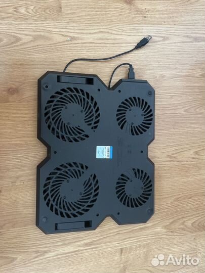 Подставка с охлаждением для ноутбука