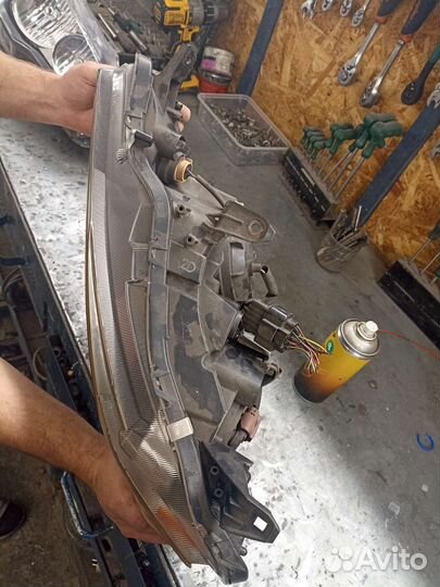 Передние фары Lancer 10