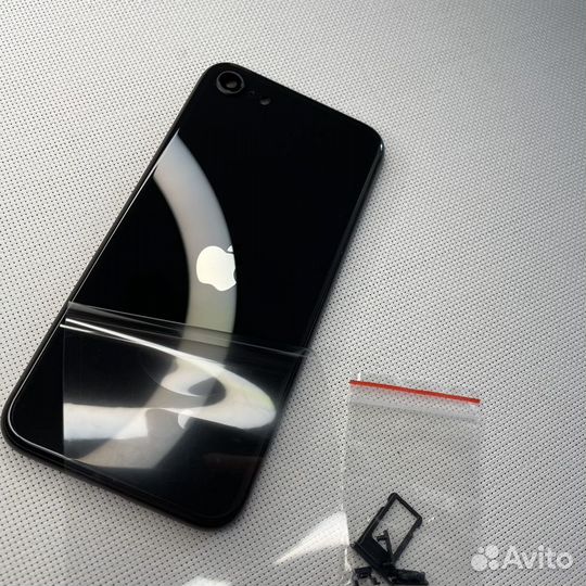 Корпус iPhone SE 2020