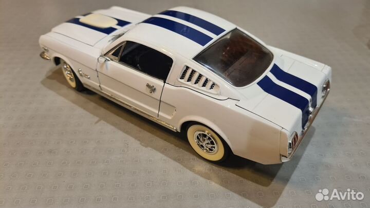 Коллекционная модель 1/18